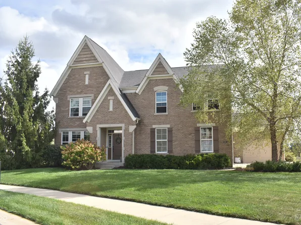 621 Featherstone Dr, Westfield, IN 46074