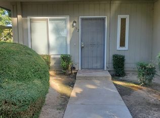 1672 W North Bear Creek Dr, Merced, CA