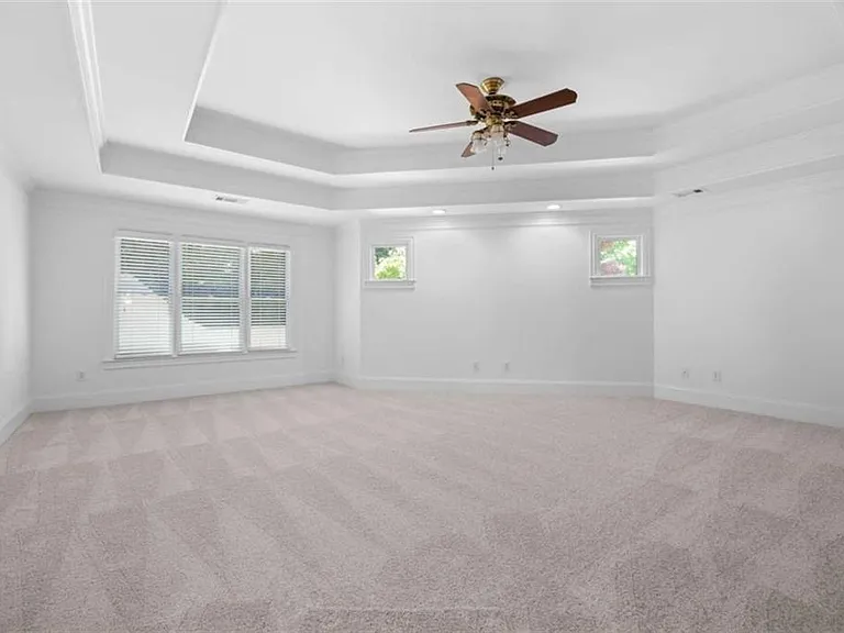 1475 Boomer Cir — Photo 26