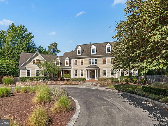 5th image of 370 Eagle Hill Rd