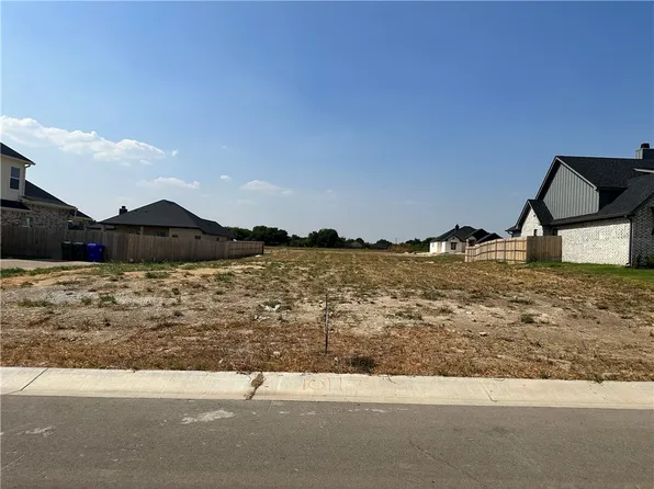10117 Charmwood Dr, Waco, TX 76712