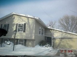 179 Valleyside Dr, Saint Paul, MN 55119