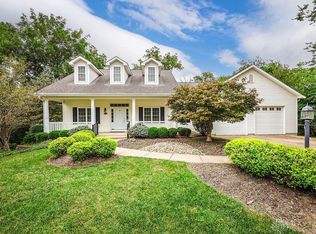 705 White Oak Dr, Oxford, OH 45056