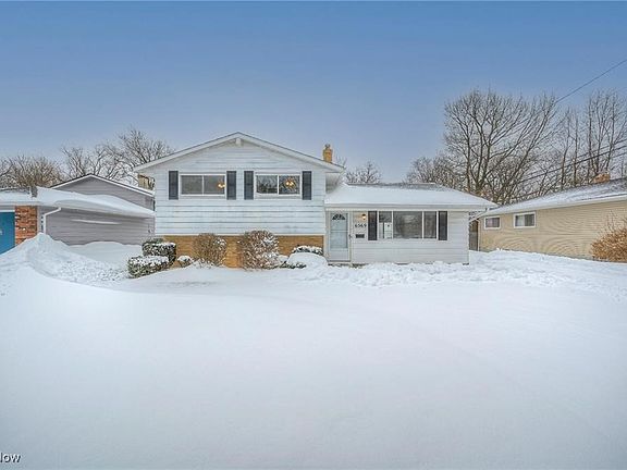 3rd image of 6569 Arden Ave