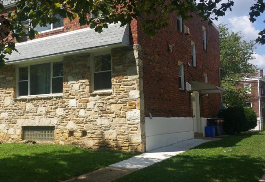 1st image of 5390 Oxford Ave Floor 1