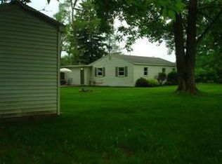 2360 Golf Club Rd, Howell, MI 48843