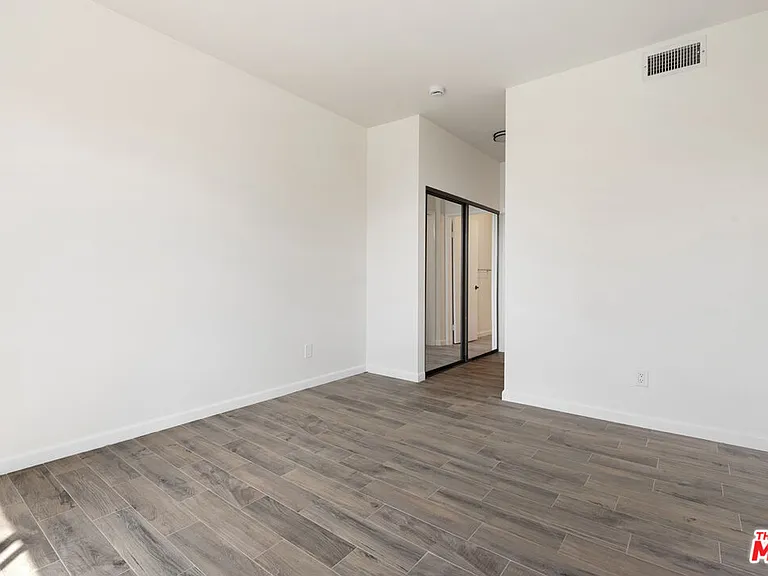 8707 Falmouth Ave #221 — Photo 25