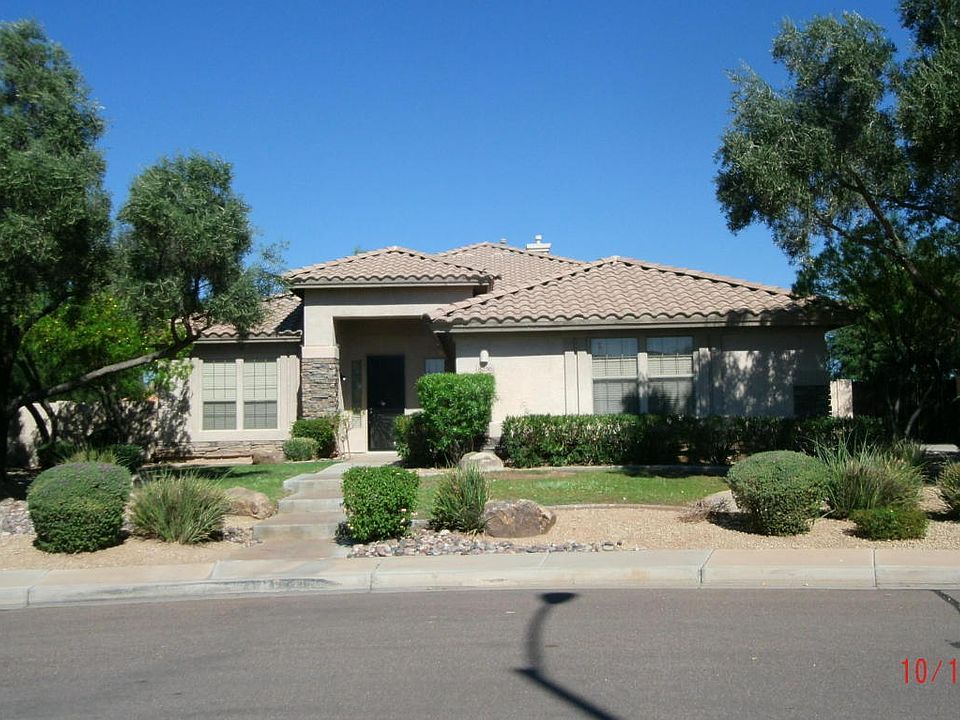 1st image of 8236 W Robin Ln