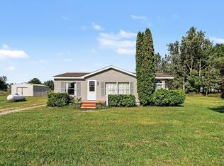 5902 W County Line Rd, Buckley, MI 49620