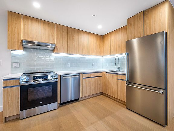 5th image of 150-02 Northern Blvd #3B