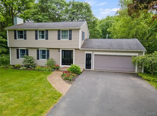416 Churchill Ln, Fayetteville, NY 13066