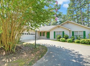1590 Ridgemore Dr, Toccoa, GA 30577