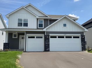 2397 Rock Elm Rd, Shakopee, MN 55379