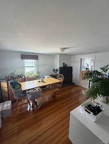 3158 Lincoln Ave Photo 1