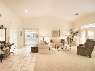 373 Links Dr, Palm Desert, CA, 92211
