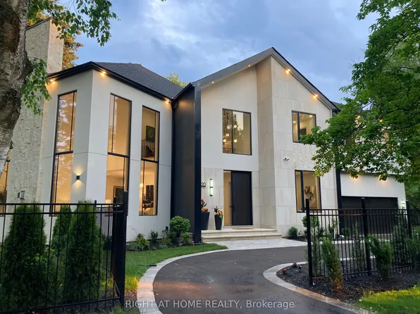 920 Calder Rd, Mississauga, ON L5J 2N7