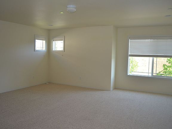 5th image of 3172 Hoffman Hill Blvd