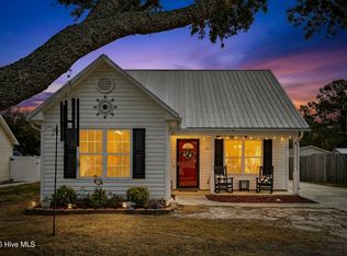 132 NE 16th Street, Oak Island, NC 28465