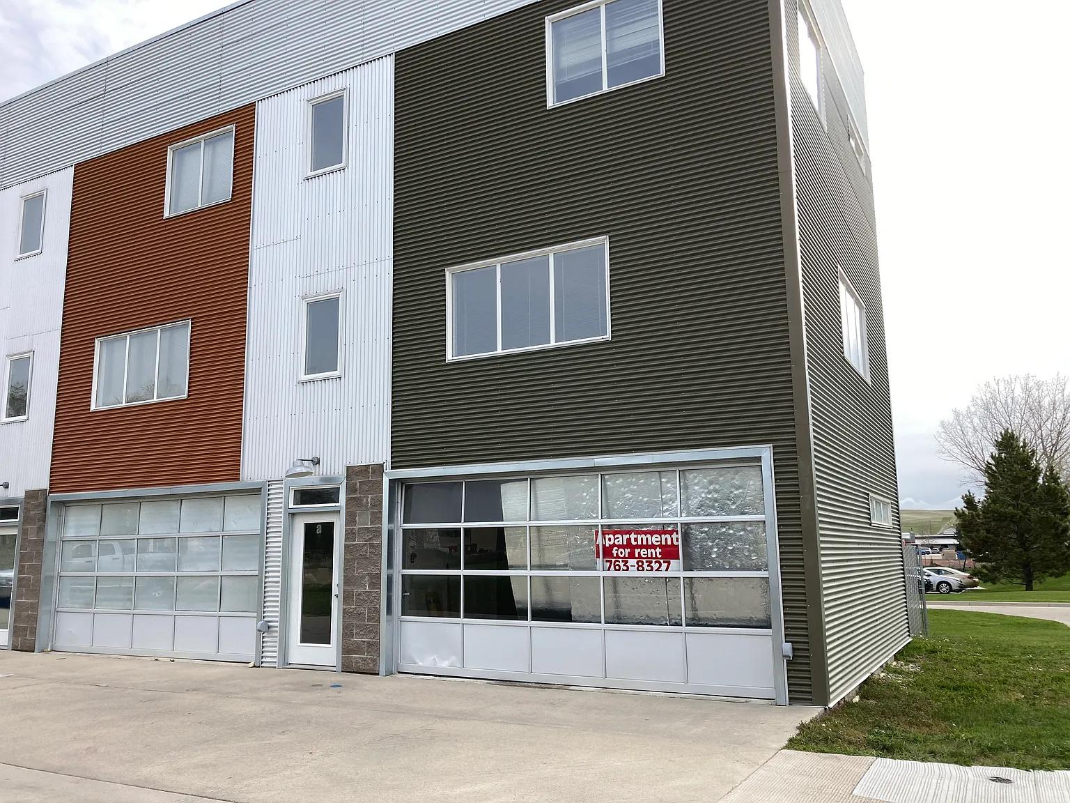1 bed, 1.5 bath, 1100 sqft, $1,650 — Photo 1