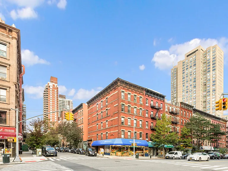 1582 York Ave #4AF — Photo 11