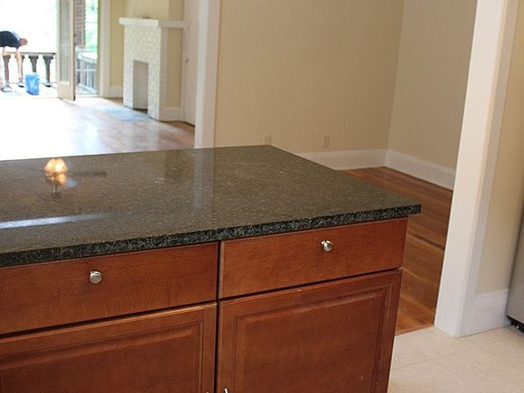 3rd image of 2304 Bellfield Ave APT 4