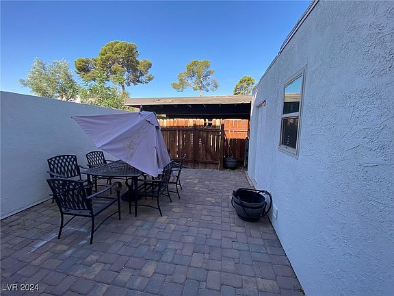 4th image of 502 Delfern Ln #0
