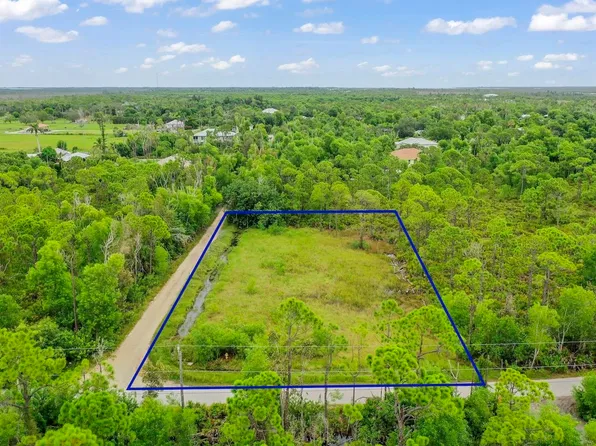 5288 Fairbanks Dr, Saint James City, FL 33956