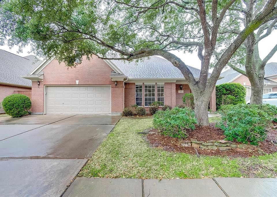 1st image of 13914 Carriage Walk Ln