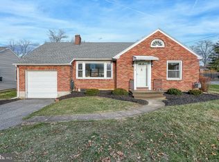 439 Locust Grove Rd, York, PA 17402