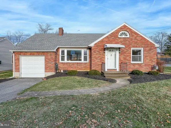 439 Locust Grove Rd, York, PA 17402