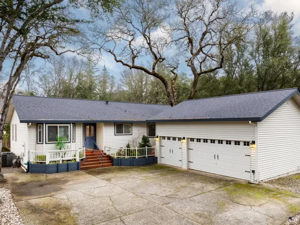 11469 Sandpiper Way, Penn Valley, CA 95946