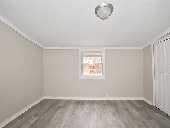 5th image of 74 Cherry St