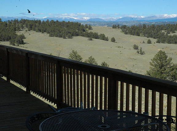 3rd image of 1868 Wapiti Dr