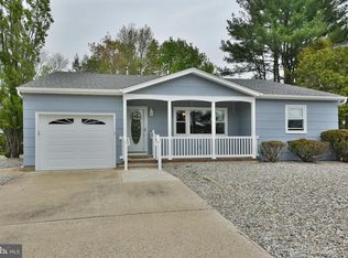 106 Hatfield Ct, Toms River, NJ 08757