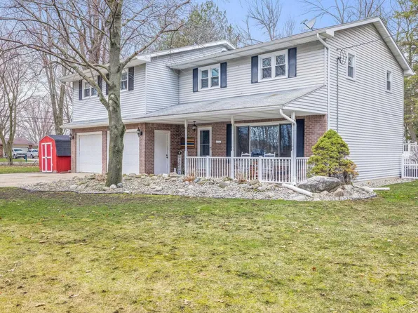 12976 Basell Dr, Hemlock, MI 48626