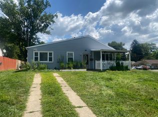 2 Dorset Dr, Ewing, NJ 08618