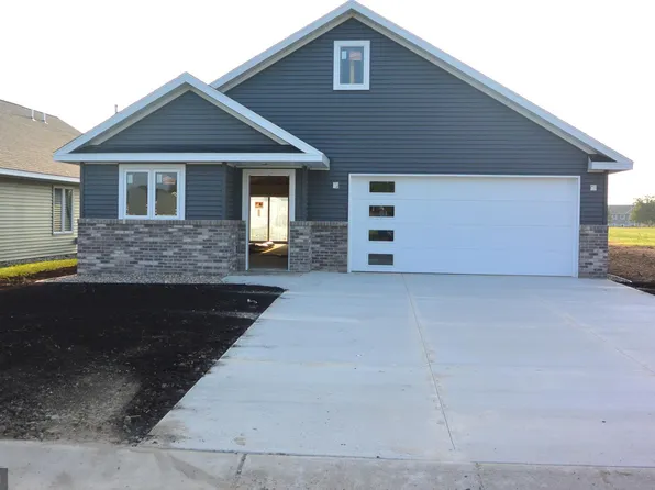 1510 Elsie Dr, Glencoe, MN 55336