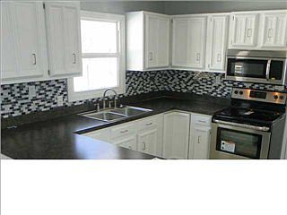2nd image of 2564 Conlin Ave