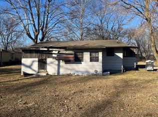 902 Forrest Ave W, Wynne, AR 72396