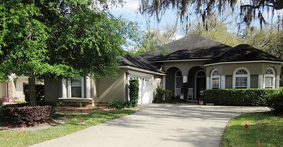 2nd image of 3821 Paddington Pl