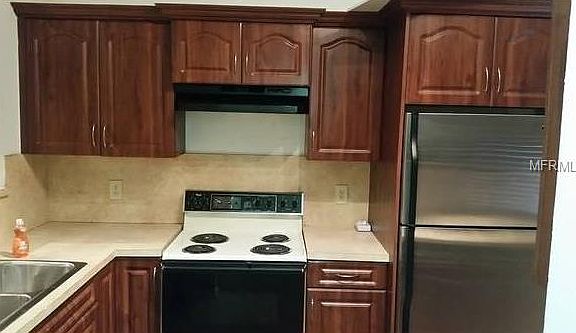 5th image of 2310 SW 82nd Ter