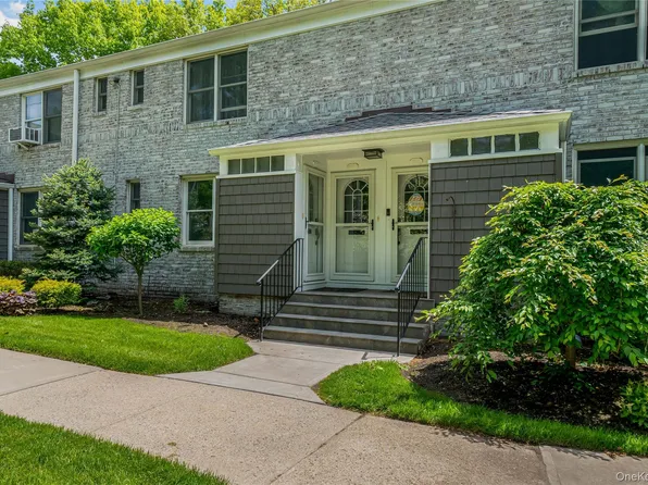 16 Glen Keith Road #L, Glen Cove, NY 11542