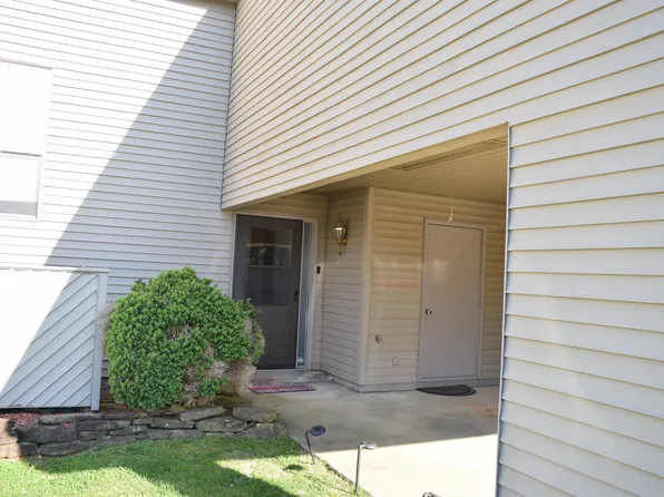 135 Hillview Dr APT 7, Fairfield Bay, AR 72088