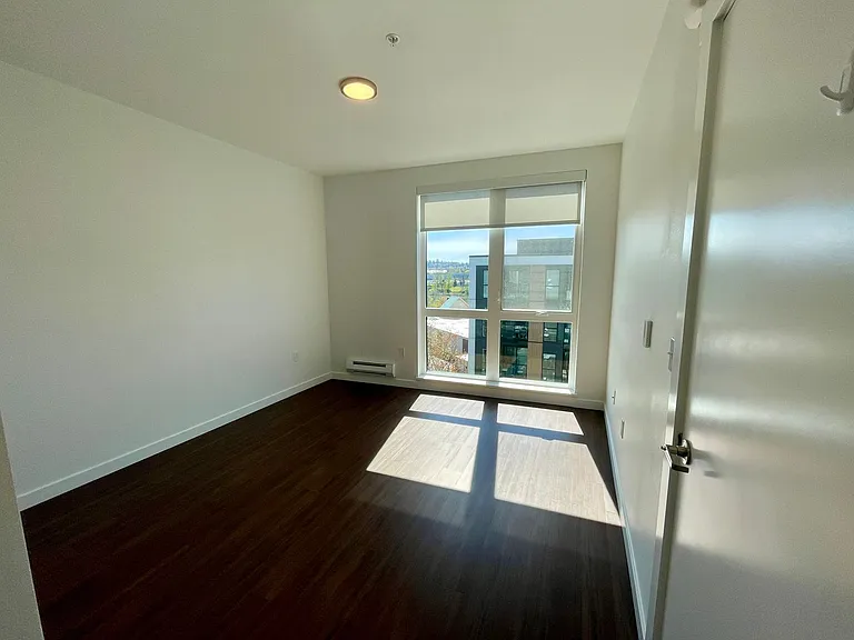Spur Apartments — Photo 179