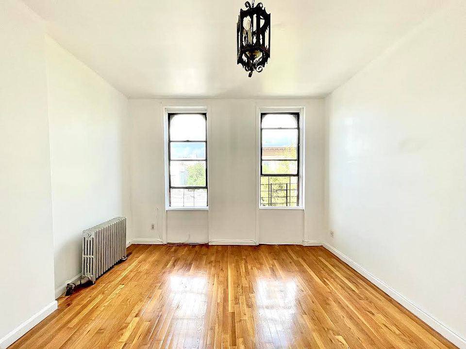 1st image of 260 Irving Ave APT 3R