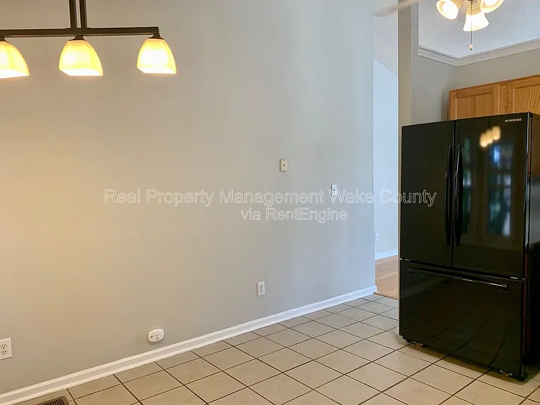 609 Stinson Ave — Photo 8