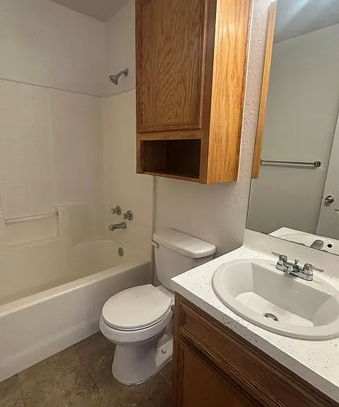723 Willowood — Photo 9
