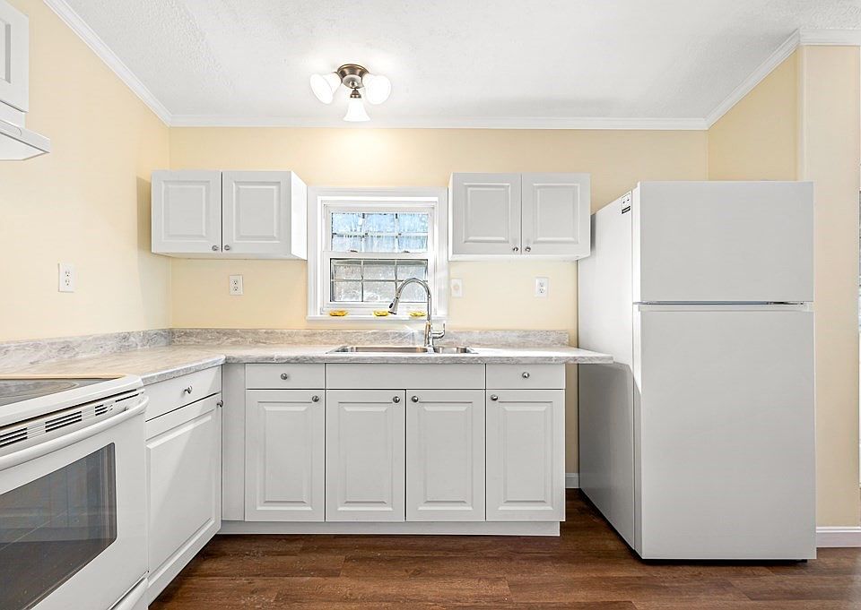 1790 Massachusetts Ave 9, Lunenburg, MA 01462 Zillow