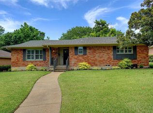 9839 Ridgehaven Dr, Dallas, TX 75238