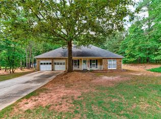 10 Lark Rd, Covington, GA 30016